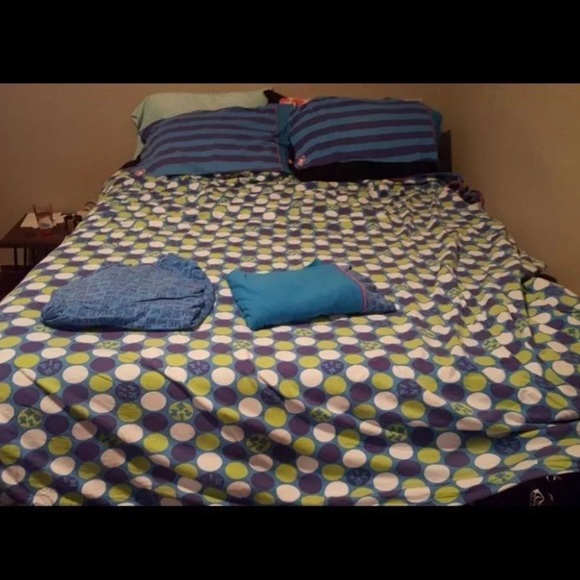 ❌ISO❌Victoria Secret Pink duvet! - Picture 3 of 3